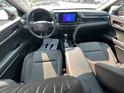 2025 Toyota Camry LE