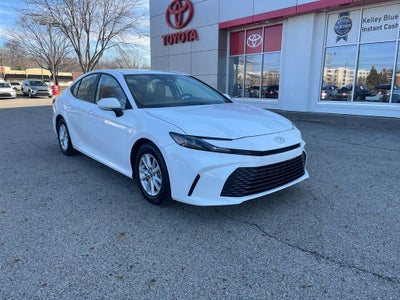 2025 Toyota Camry LE