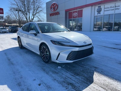 2025 Toyota Camry XLE