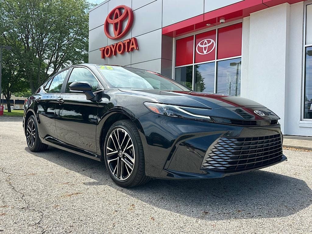 2025 Toyota Camry XLE