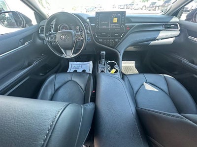 2021 Toyota Camry Hybrid XLE
