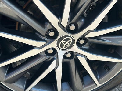 2021 Toyota Camry Hybrid XLE