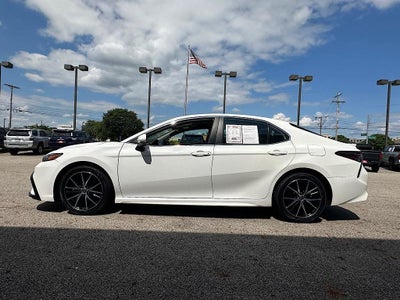 2021 Toyota Camry SE