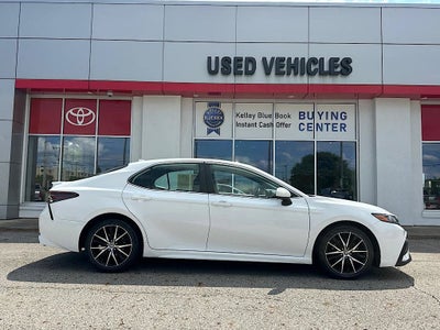 2021 Toyota Camry SE