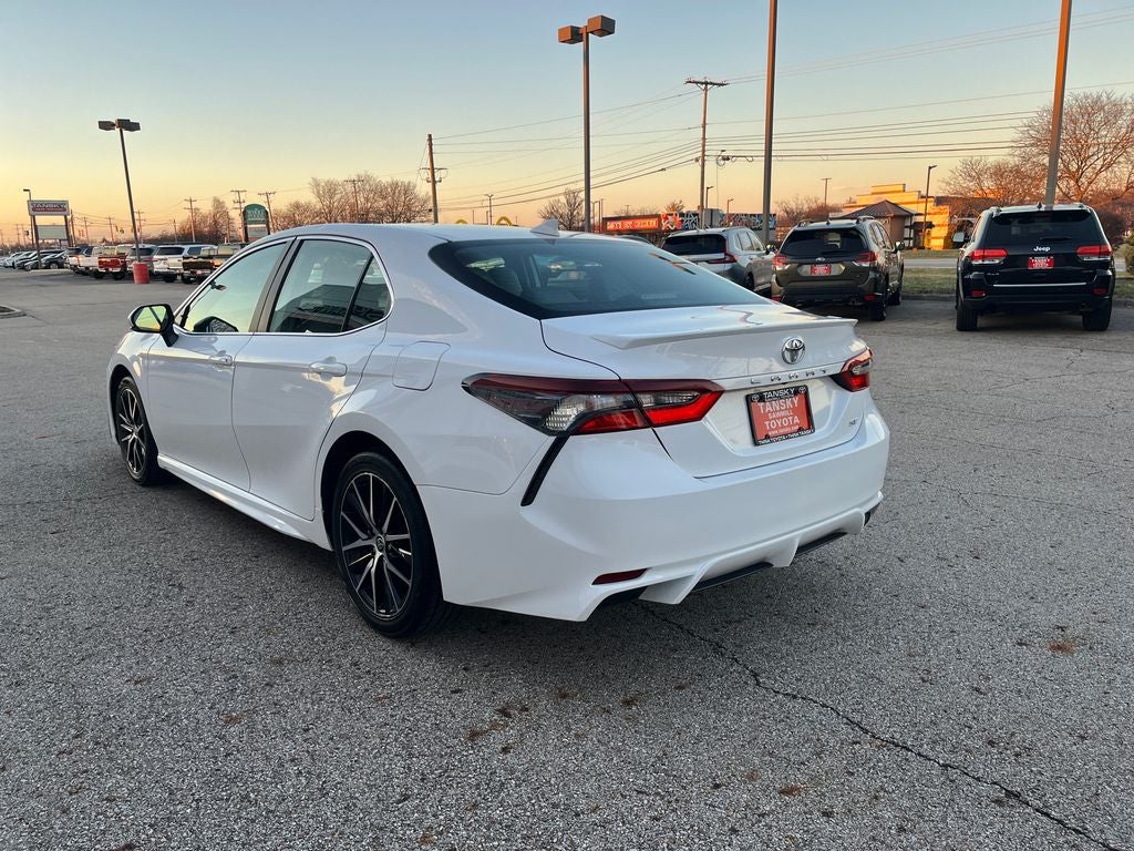 2023 Toyota Camry SE