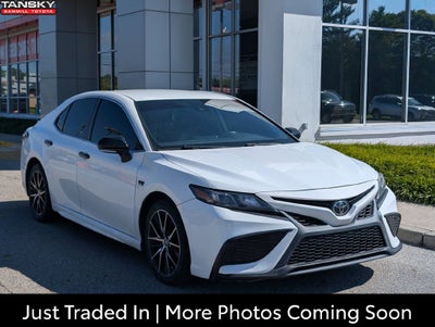 2022 Toyota Camry SE