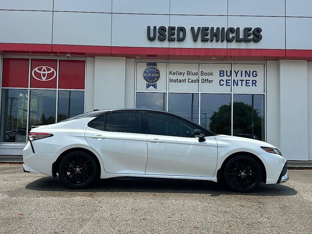 2022 Toyota Camry XSE V6