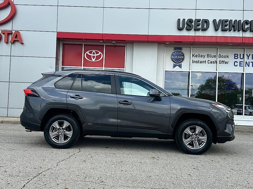 2024 Toyota RAV4 Hybrid XLE