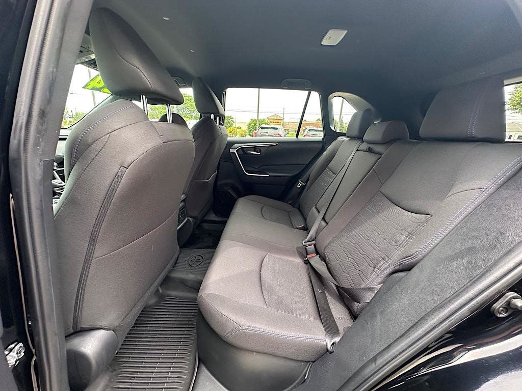 2024 Toyota RAV4 Hybrid SE
