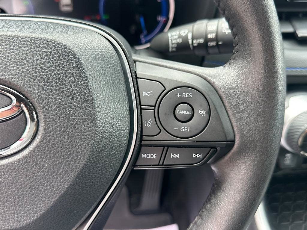 2024 Toyota RAV4 Hybrid SE
