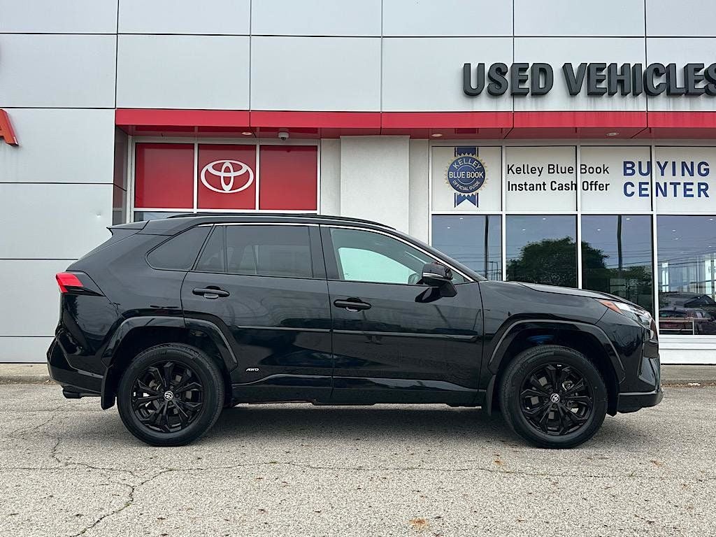 2024 Toyota RAV4 Hybrid SE
