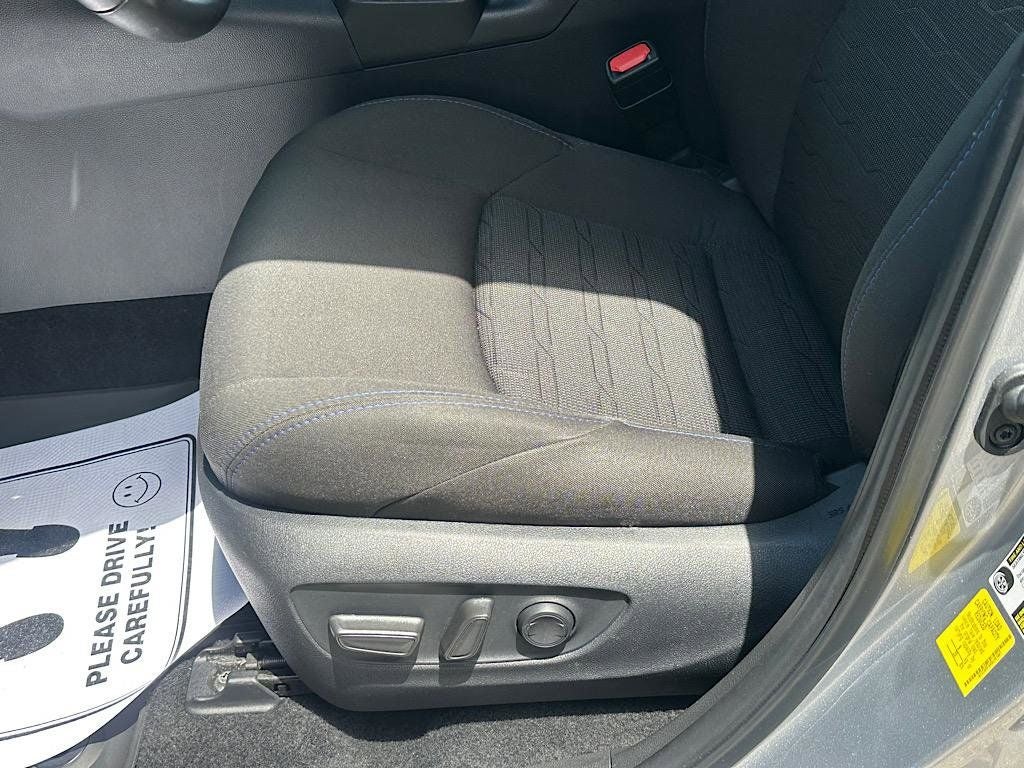 2025 Toyota RAV4 Hybrid SE