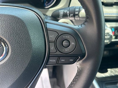 2025 Toyota RAV4 Hybrid SE