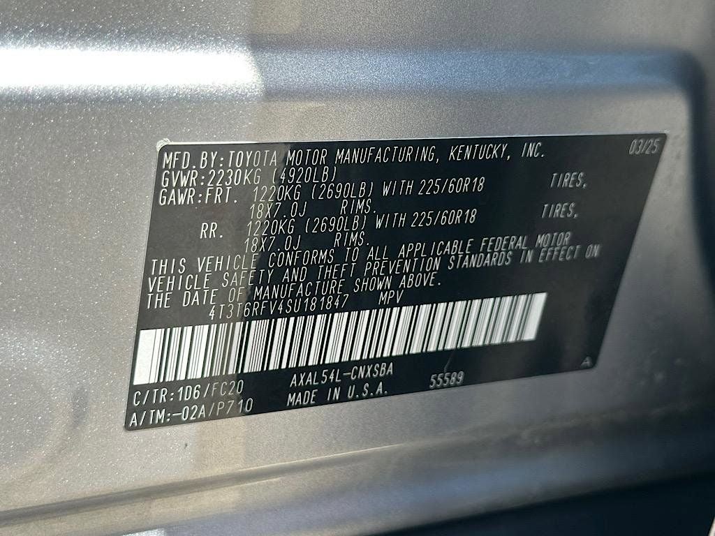 2025 Toyota RAV4 Hybrid SE