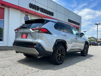 2025 Toyota RAV4 Hybrid SE