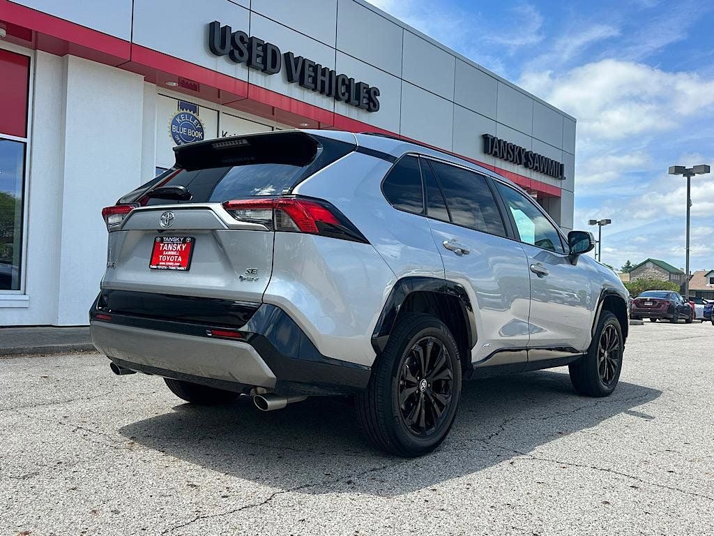 2025 Toyota RAV4 Hybrid SE