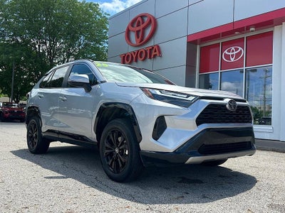 2025 Toyota RAV4 Hybrid SE
