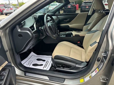 2019 Lexus ES 350