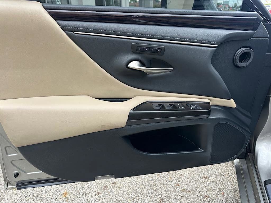 2019 Lexus ES 350