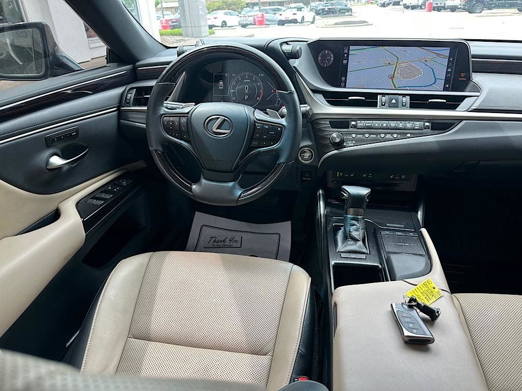 2019 Lexus ES 350
