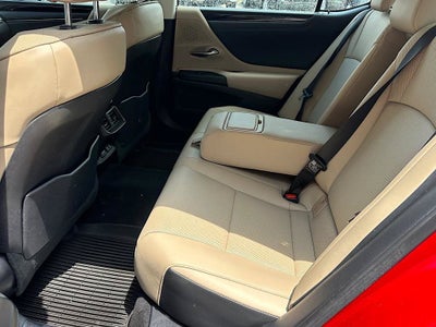 2021 Lexus ES 250