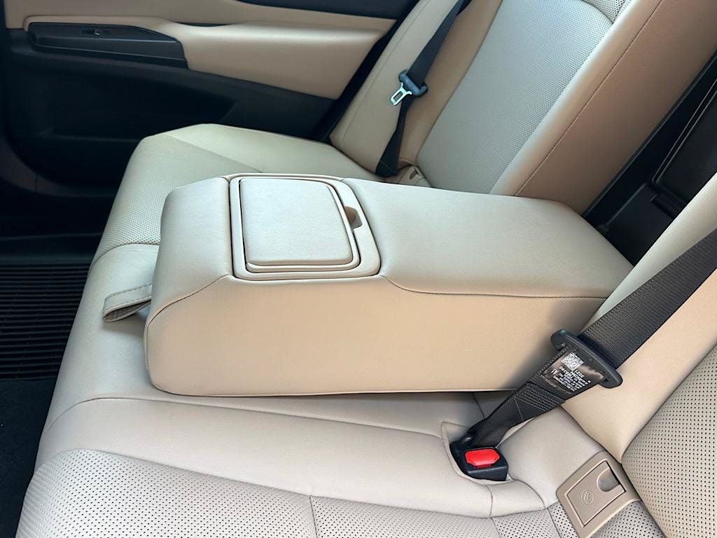 2021 Lexus ES 250