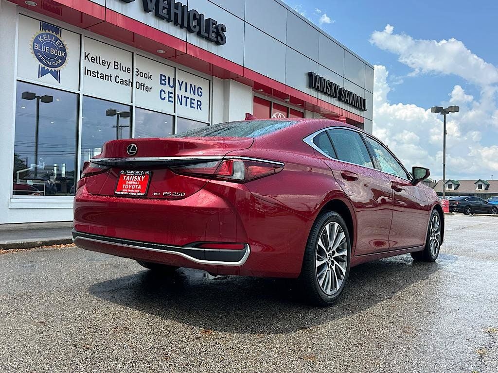 2021 Lexus ES 250