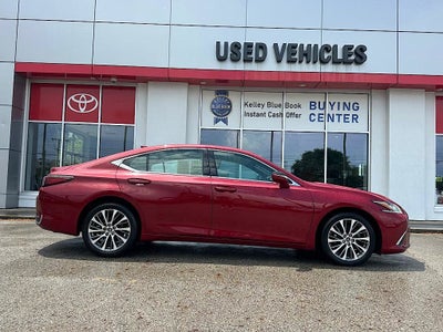 2021 Lexus ES 250