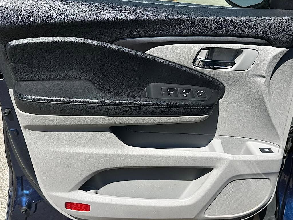 2016 Honda Pilot LX