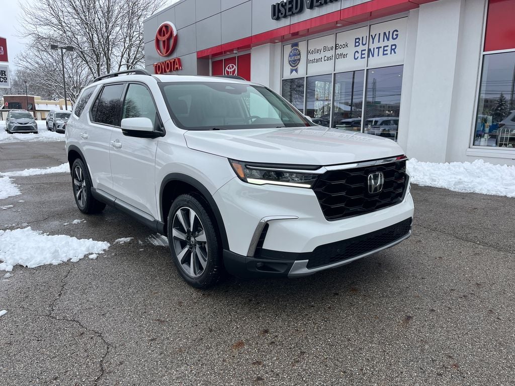 2025 Honda Pilot Touring