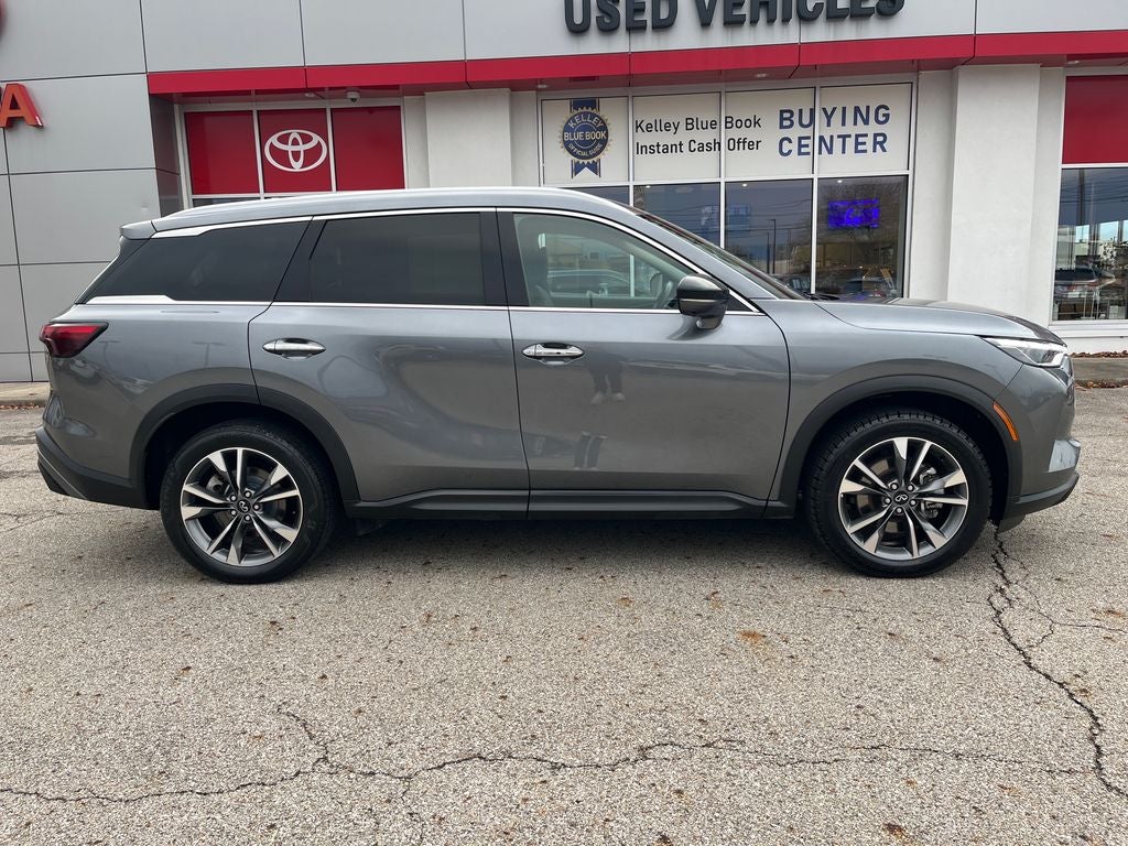 2024 INFINITI QX60 LUXE