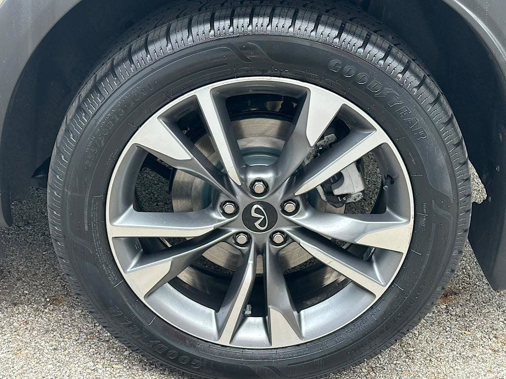 2023 INFINITI QX60 LUXE