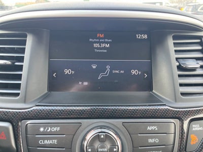 2020 Nissan Pathfinder SV