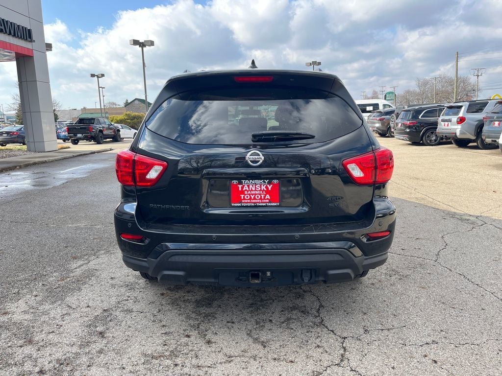 2020 Nissan Pathfinder SV