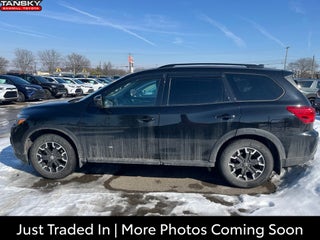 2020 Nissan Pathfinder SV