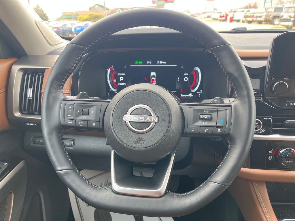 2024 Nissan Pathfinder Platinum