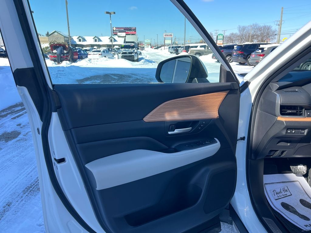 2025 Toyota Grand Highlander Platinum