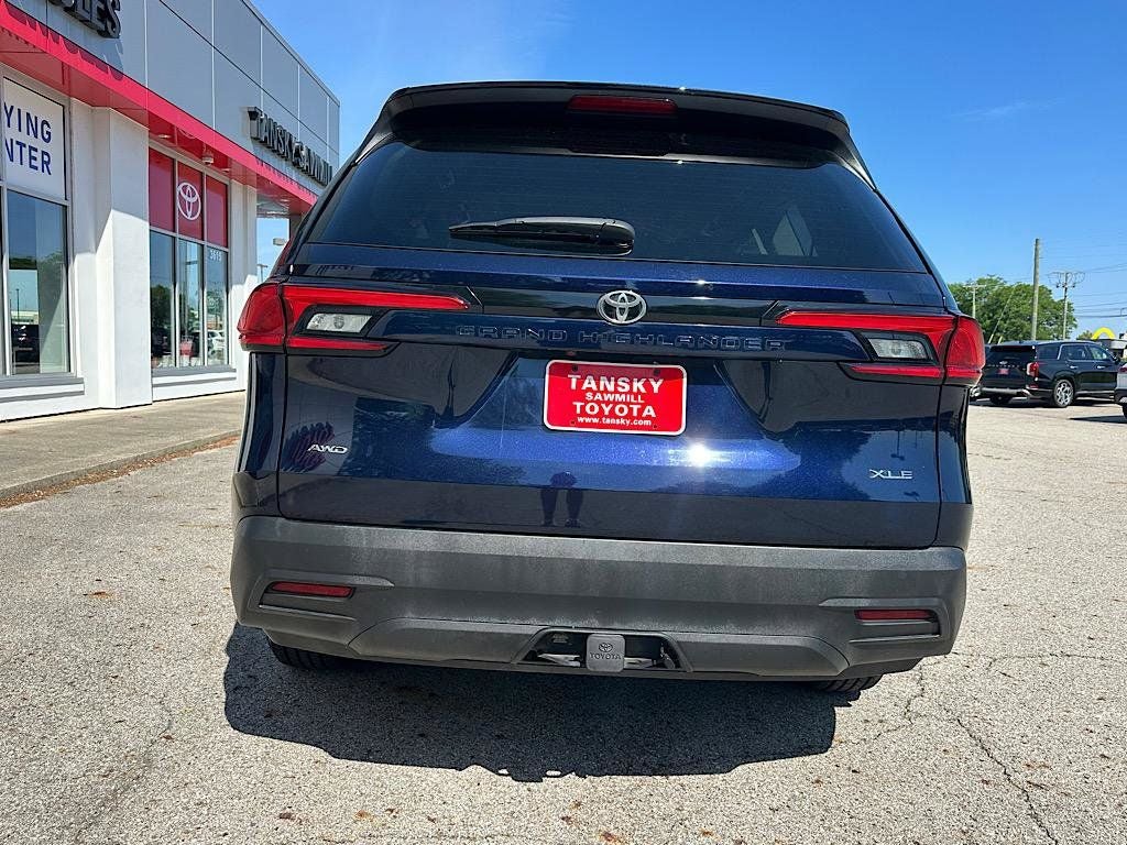 2024 Toyota Grand Highlander XLE