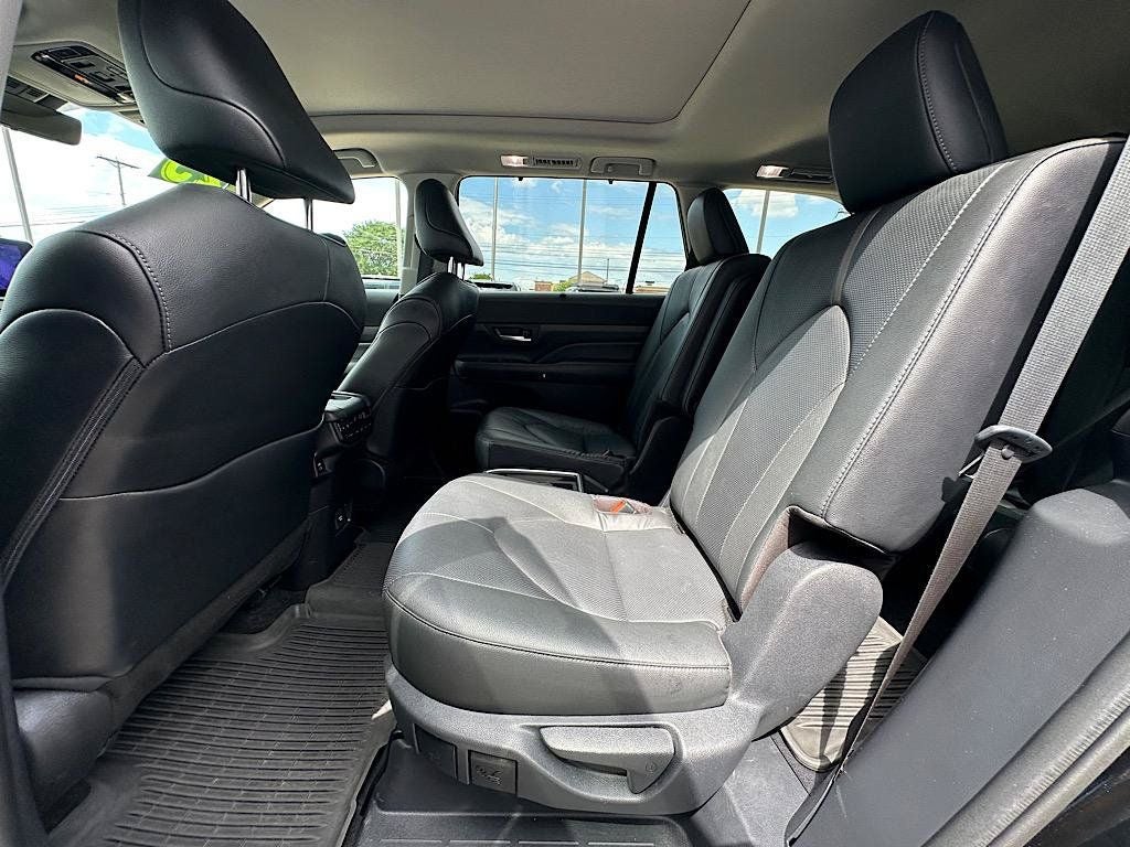 2025 Toyota Grand Highlander Platinum