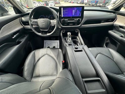 2025 Toyota Grand Highlander Platinum