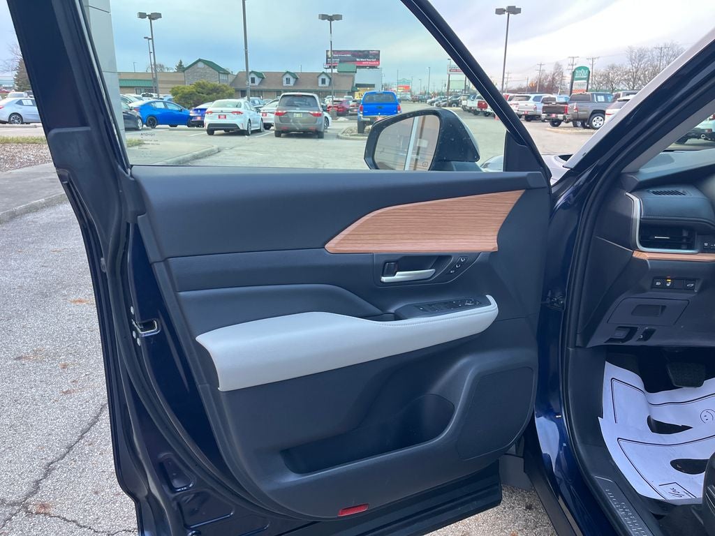 2025 Toyota Grand Highlander Platinum