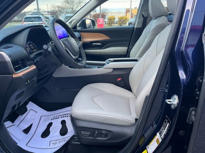 2025 Toyota Grand Highlander Platinum