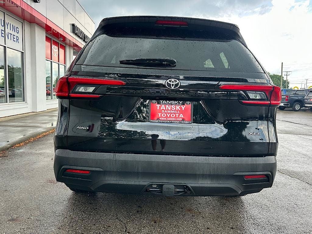 2024 Toyota Grand Highlander XLE