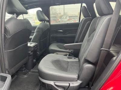 2025 Toyota Grand Highlander Hybrid MAX Platinum