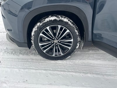 2024 Toyota Grand Highlander Hybrid MAX Platinum