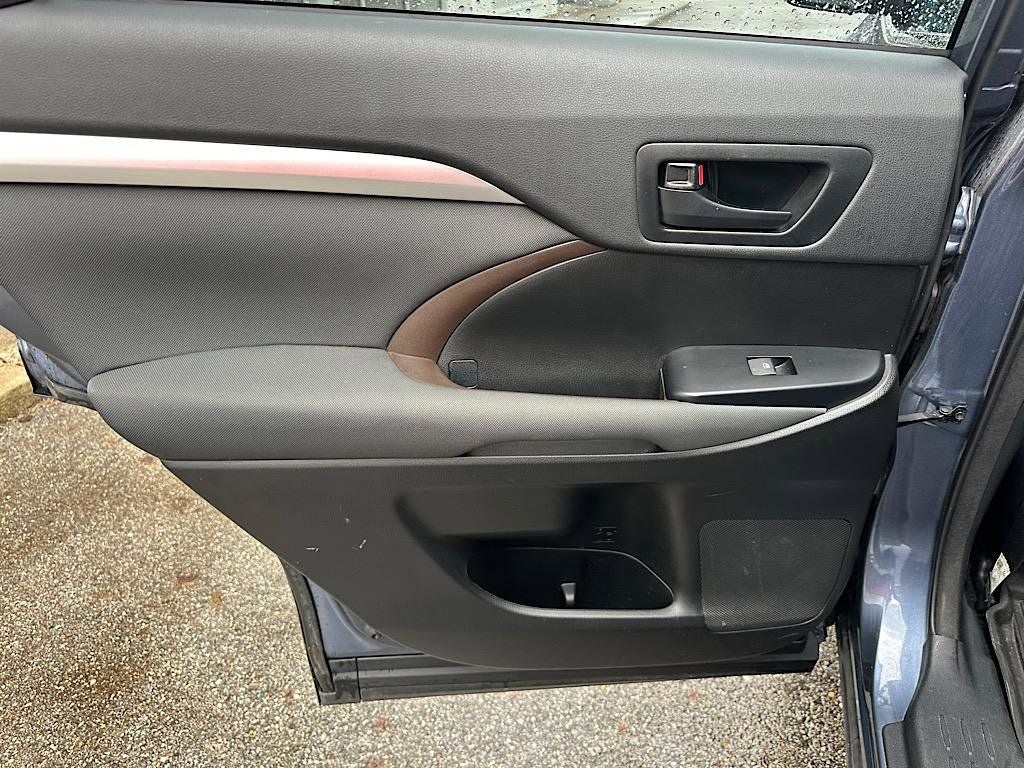 2018 Toyota Highlander Hybrid LE