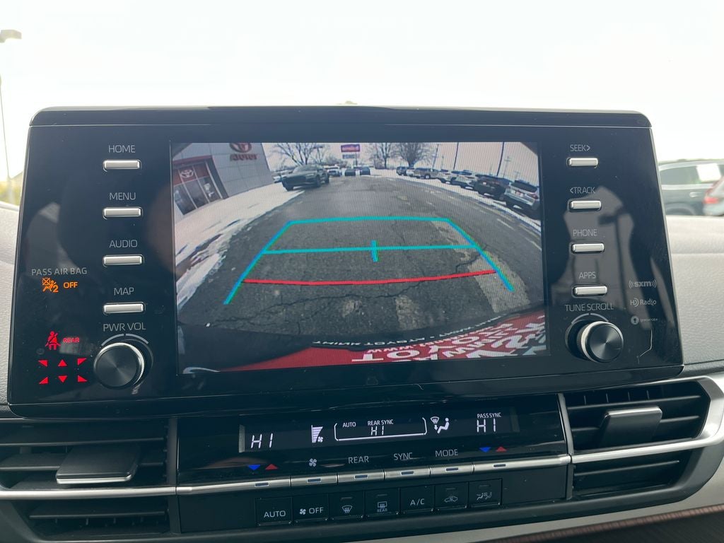 2021 Toyota Sienna LE 8 Passenger