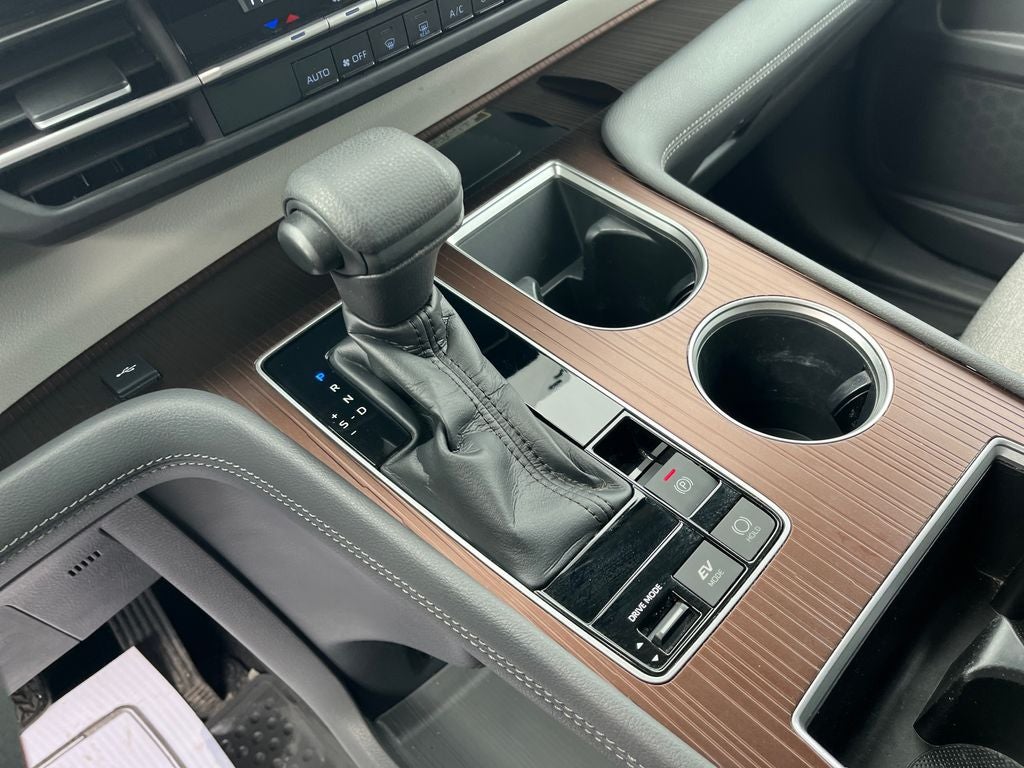 2021 Toyota Sienna LE 8 Passenger