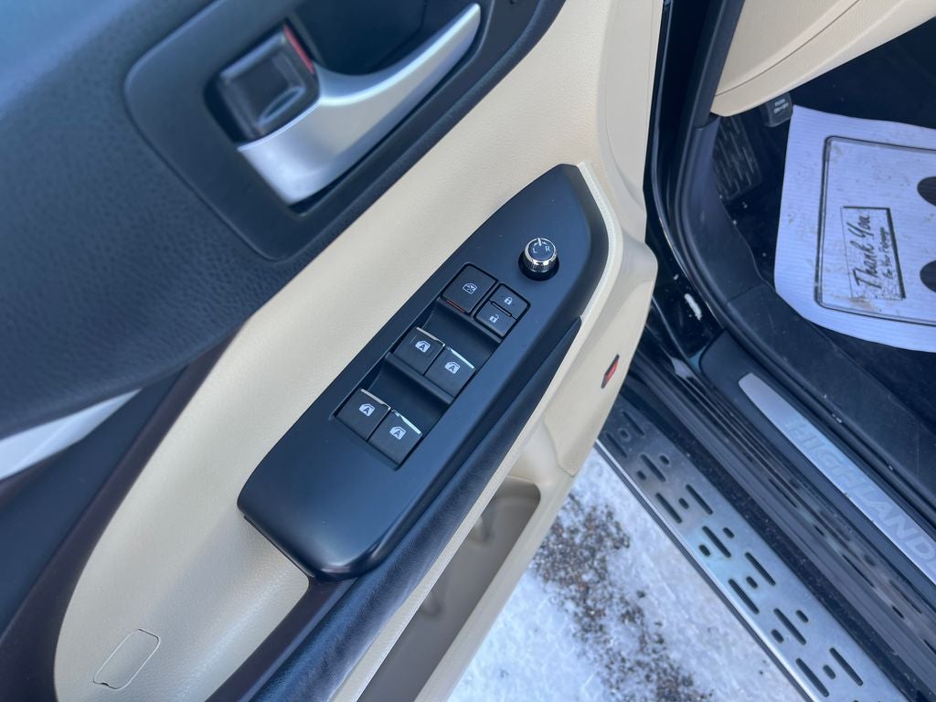 2015 Toyota Highlander Limited Platinum V6