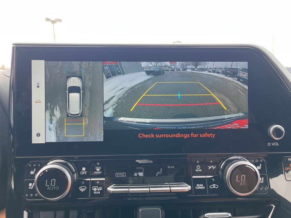 2025 Toyota Highlander Hybrid Platinum